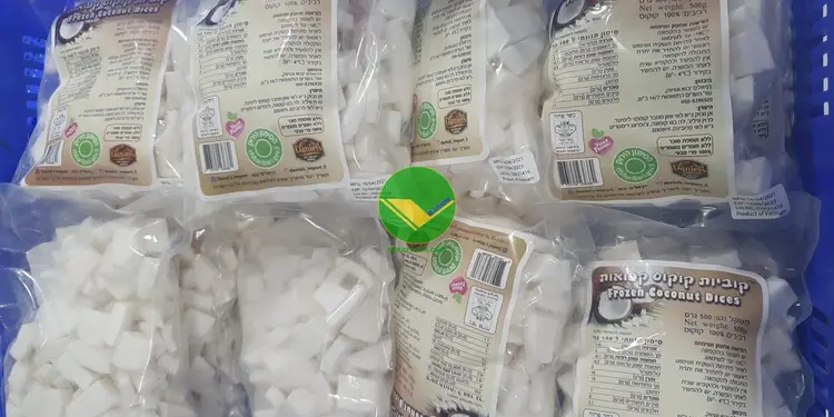 Cơm dừa đông lạnh 
