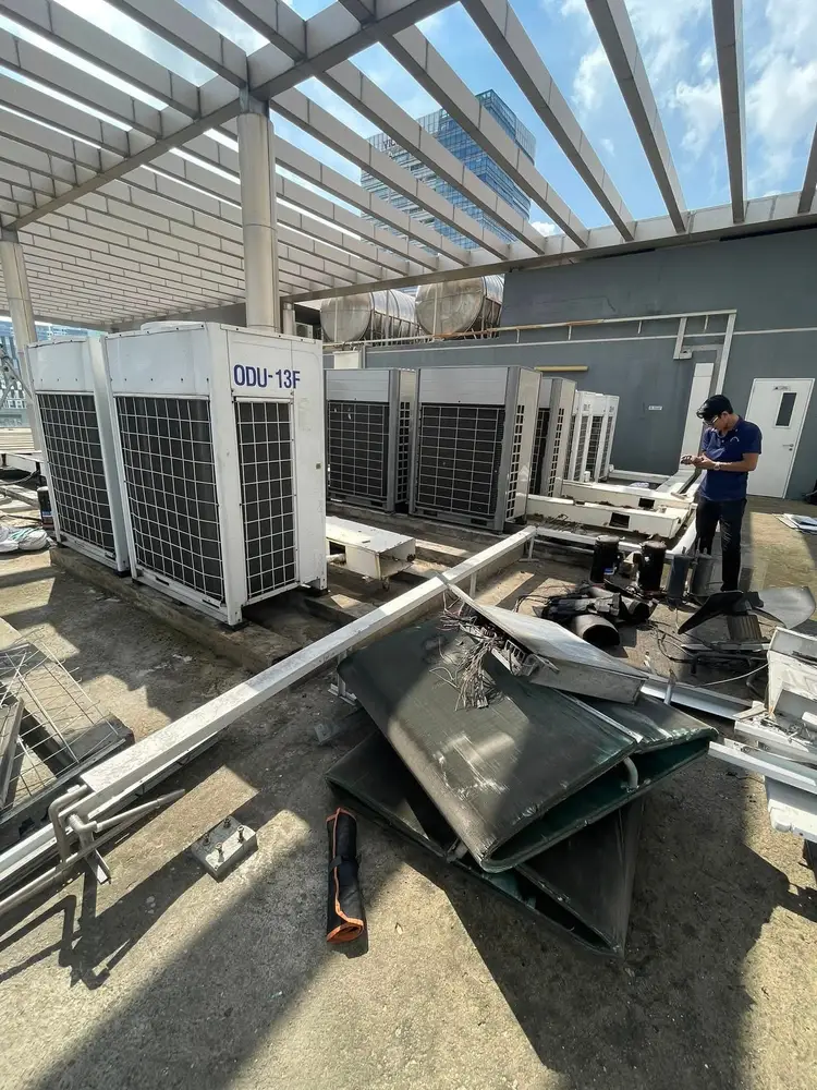 Gắn máy lạnh Dĩ An  